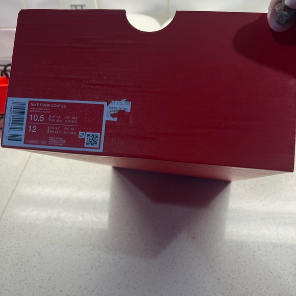 Nike Dunk Low Curry Men’s 10.5 NIB - Picture 2 of 4